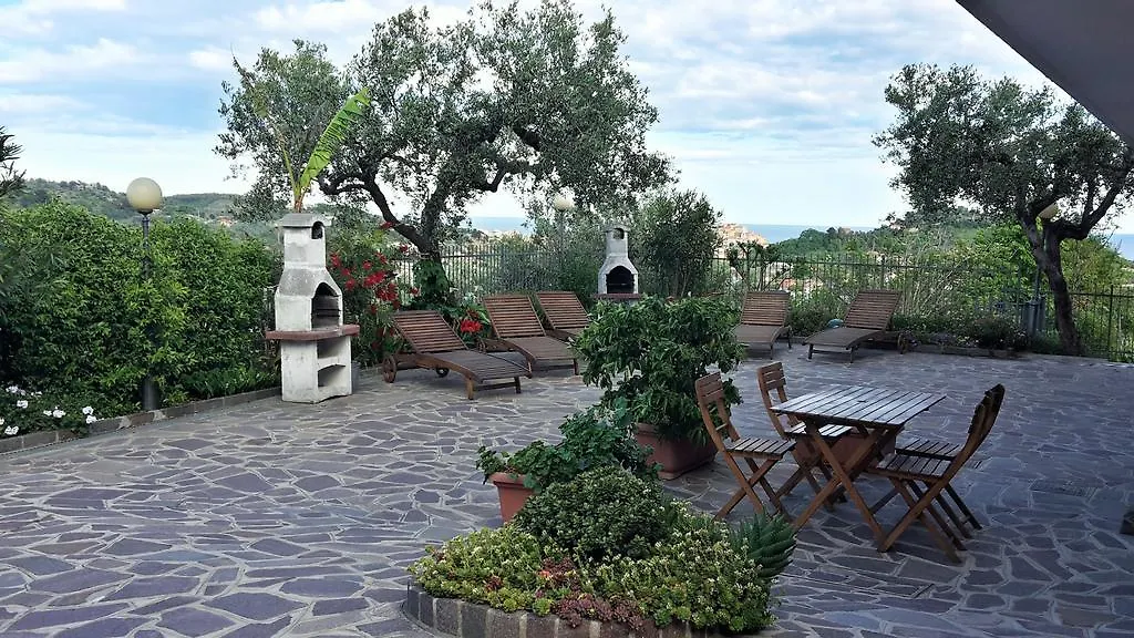 Azienda Agrituristica Villa Arianna Imperia 0*,
